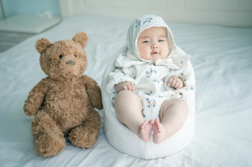 高密宝宝挠耳朵是怎么回事